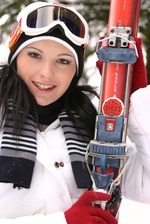 Mili Jay In The Snow 01