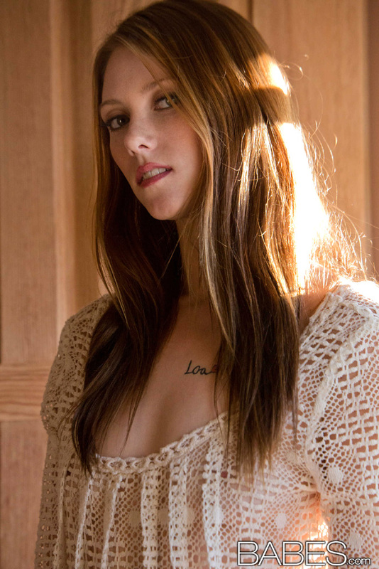 Hot Shae Snow 1