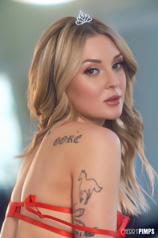 CHARLOTTE LOVES MAKING YOU CUM TO HER JOI 10