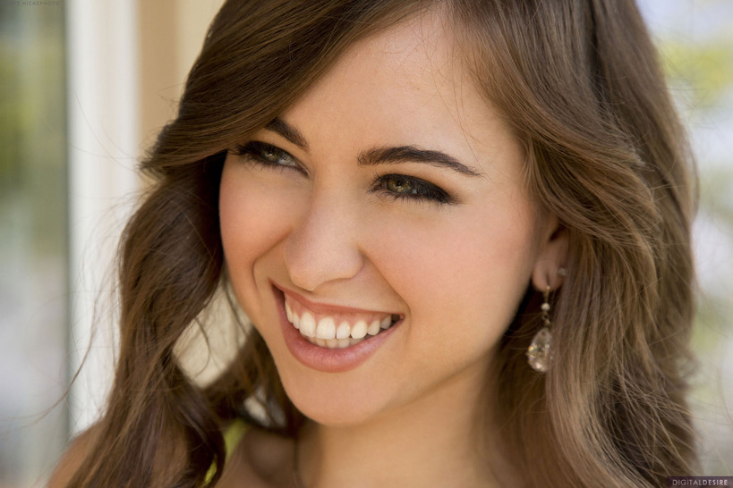 Riley Reid In Sundress Tease 5