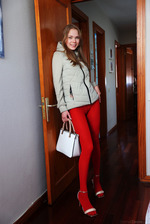 Scarlet tights 01