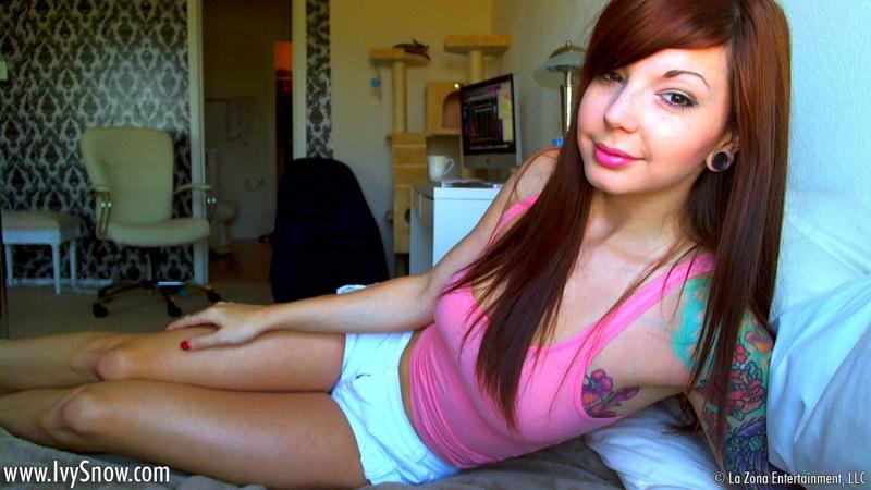 Hot Redhead Chick Ivy Jean 8