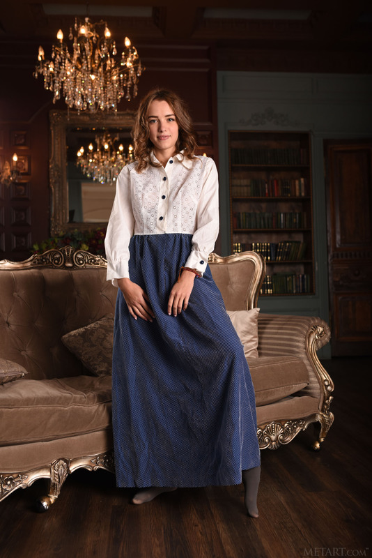 brunette babe Maxa smiles radiantly 1