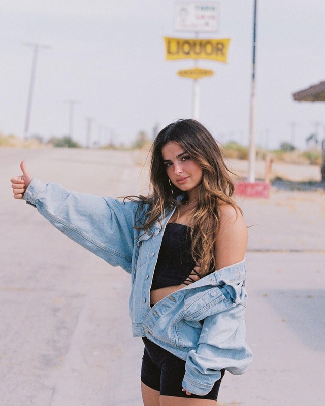Hot Babe Addison Rae 15