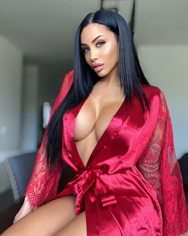 Natasha Noelle 12