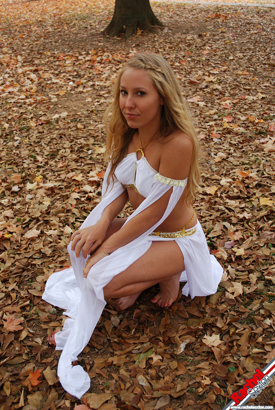 Rachel Sexton Posing Outdoor 9
