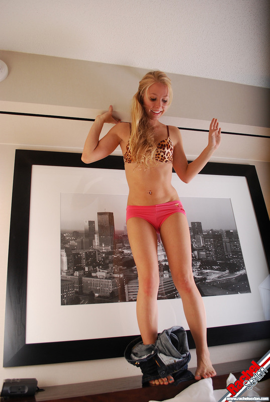 Rachel Sexton Gets Naked 5