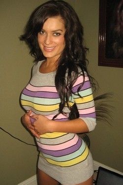 Nice Brunette Amateur 