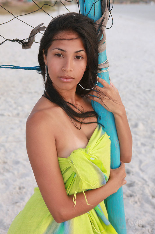 Ruth Medina Beach Player 1
